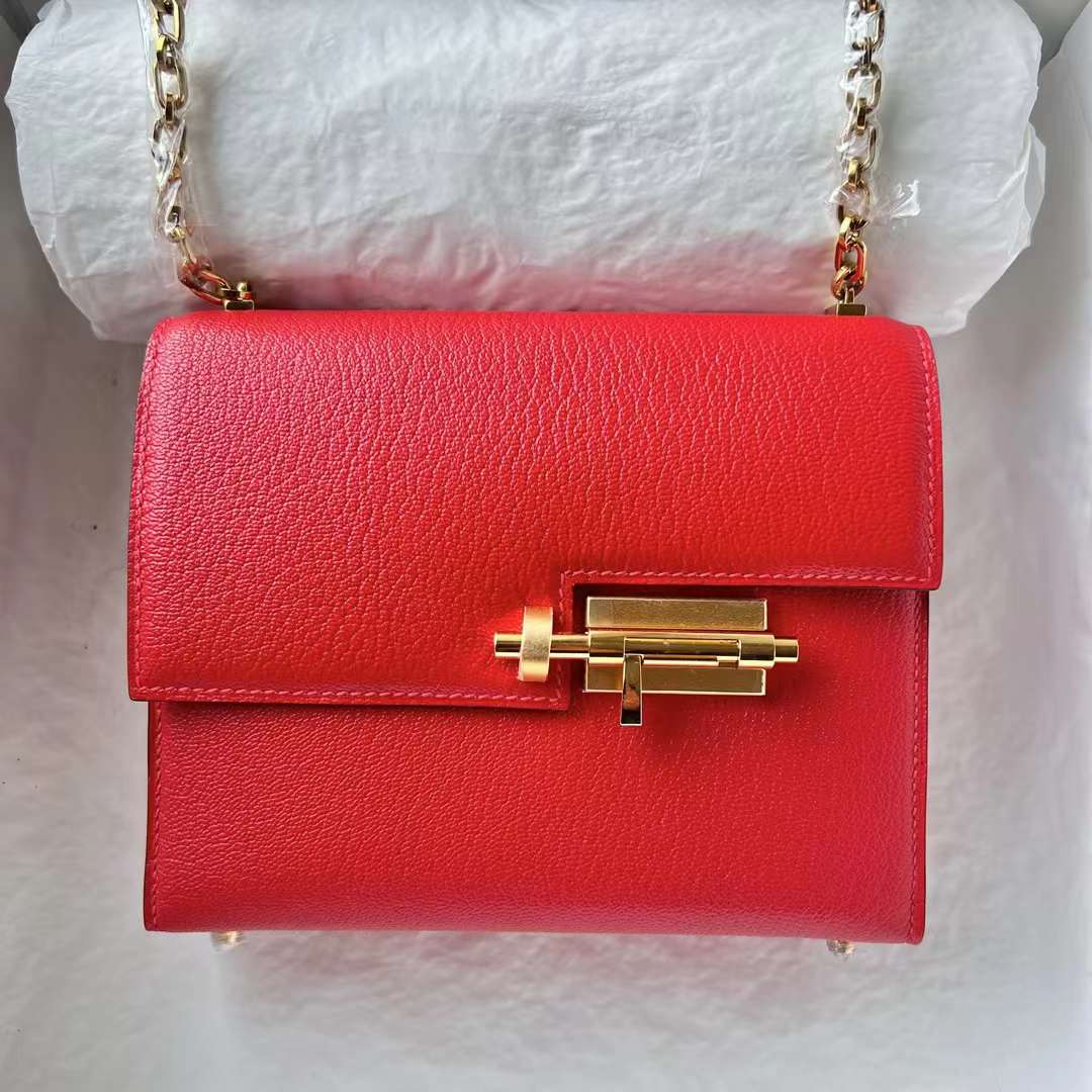 Hermès（爱马仕）Verrou 机枪包 Chevre 进口山羊皮 S3 心红色 金扣 17.5cm 全手工蜡线缝制 Ghw