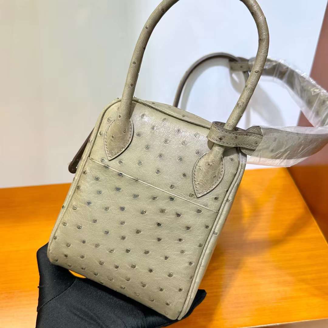 Hermès（爱马仕）Lindy 琳迪包 Ostrich 原kk进口鸵鸟皮 Ck18 大象灰 银扣 26cm 全手工蜡线缝 Phw