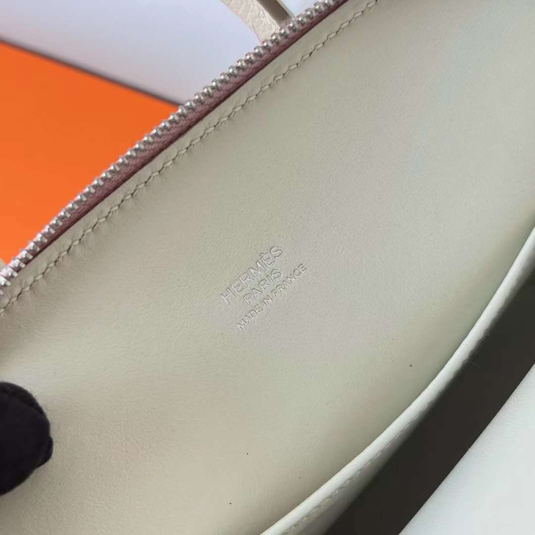 Hermès（爱马仕）Mini Bolide 保龄球包 Evercolor 三拼色 0T 蘑菇白 拼 09 梦幻粉紫 拼 Ck37 金棕色 银扣 20cm 全手工蜡线缝 Phw