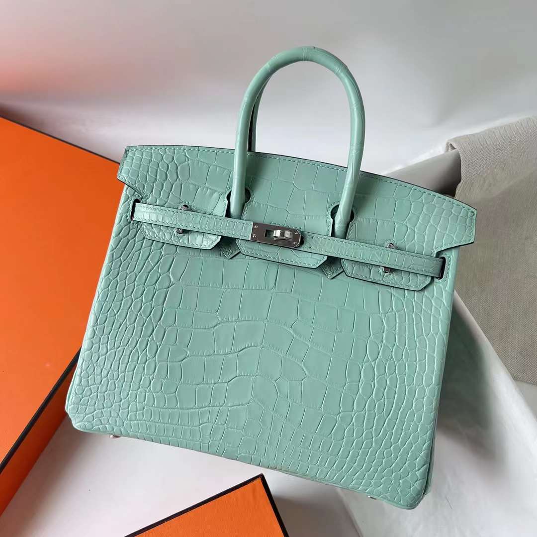 Hermès（爱马仕）Birkin 铂金包 雾面美洲鳄鱼皮 Matte Alligator Crocodile 6U 新薄荷绿 银扣 Phw 银扣 25cm 全手工蜡线缝 Phw