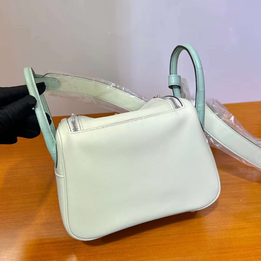 Hermès（爱马仕）Mini Lindy 迷你琳迪包 Touch Swift 拼 雾面美洲鳄鱼皮 0S气泡绿 新薄荷绿 银扣 19cm 全手工蜡线缝 Phw