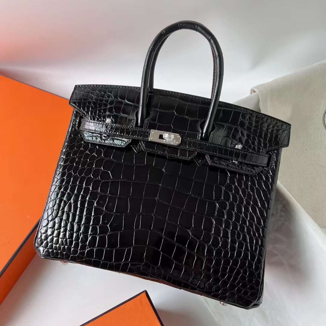 Hermès（爱马仕）Birkin 铂金包 亮面美洲鳄鱼皮 Shiny Alligator Crocodile Ck89 黑色 银扣 25cm 全手工蜡线缝 Phw
