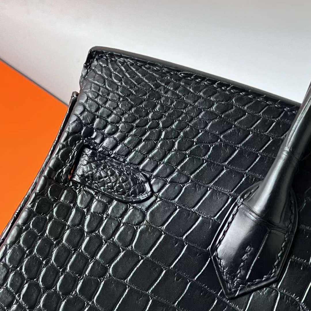 Hermès（爱马仕）Birkin 铂金包 雾面倒v澳洲湾鳄 Matte Porosus Crocodile Ck89 黑色 银扣 25cm 全手工蜡线缝 Phw
