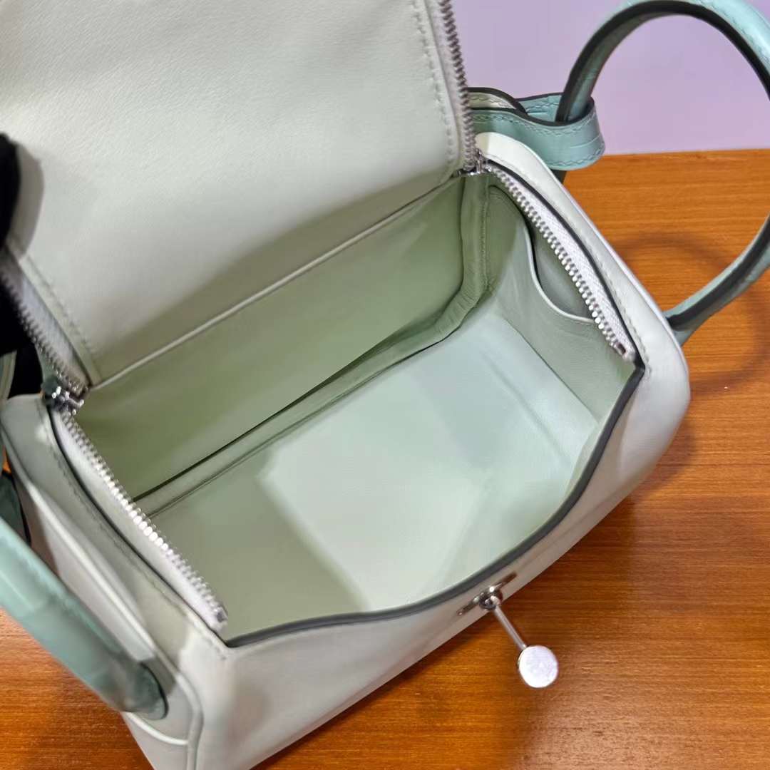 Hermès（爱马仕）Mini Lindy 迷你琳迪包 Touch Swift 拼 雾面美洲鳄鱼皮 0S气泡绿 新薄荷绿 银扣 19cm 全手工蜡线缝 Phw