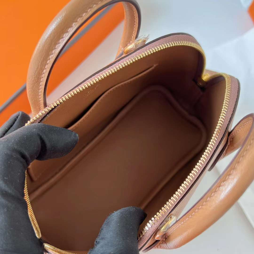 Hermès（爱马仕）Mini Bolide 迷你保龄球包 Chevre 进口山羊皮 2J 雀木色 金扣 20cm 全手工蜡线缝 Ghw
