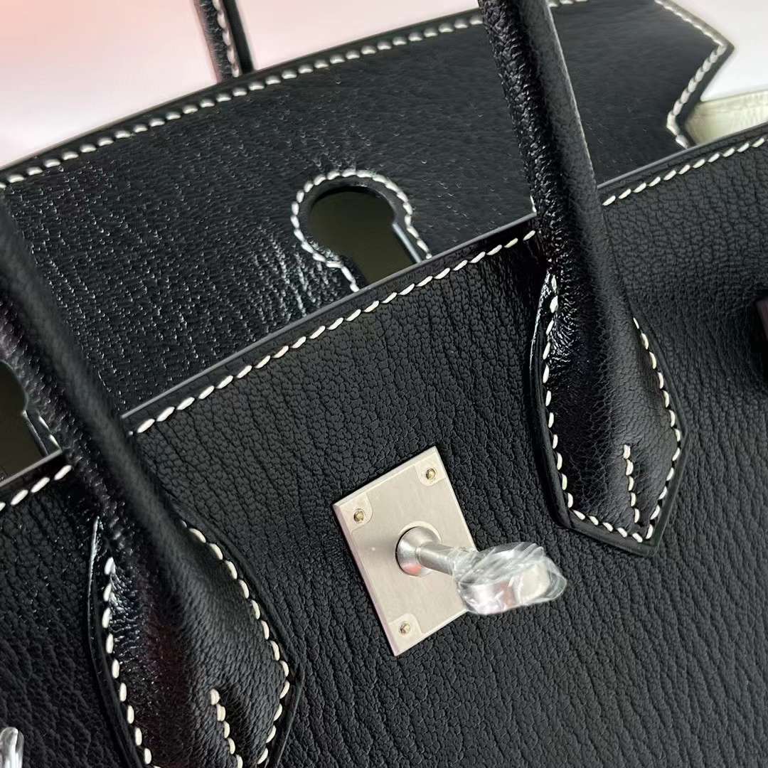 Hermès（爱马仕）Birkin 铂金包 Chevre 进口山羊皮 Ck89 黑色 内拼 Ck80 珍珠灰 拉丝银扣 25cm 全手工蜡线缝 BPhw