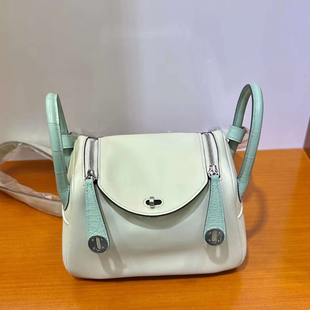 Hermès（爱马仕）Mini Lindy 迷你琳迪包 Touch Swift 拼 雾面美洲鳄鱼皮 0S气泡绿 新薄荷绿 银扣 19cm 全手工蜡线缝 Phw