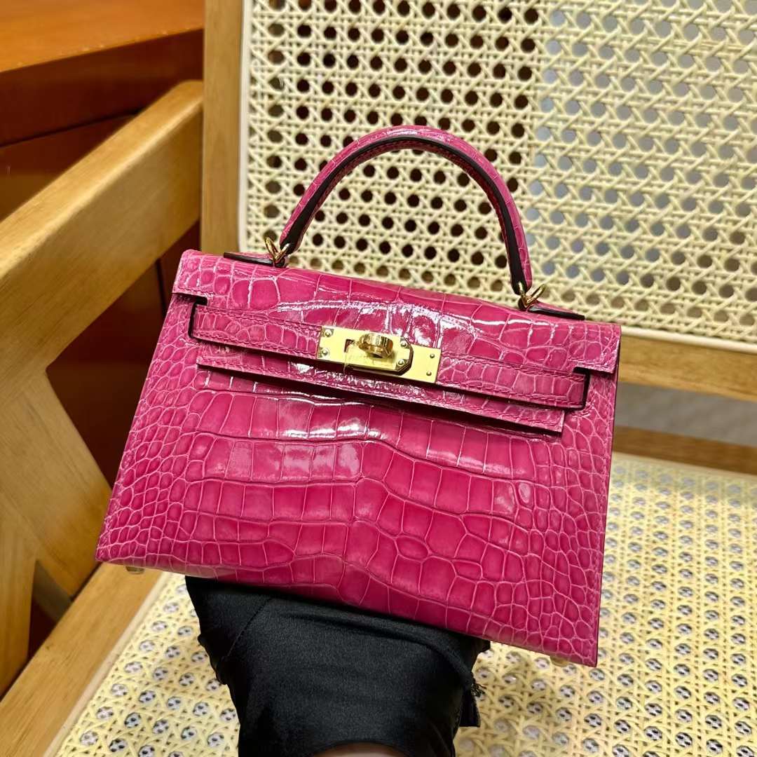 Hermès（爱马仕）Mini Kelly 迷你凯莉 亮面美洲鳄鱼皮 Shiny Alligator Crocodile 5J 桃粉色 金扣 19cm 全手工蜡线缝 Ghw