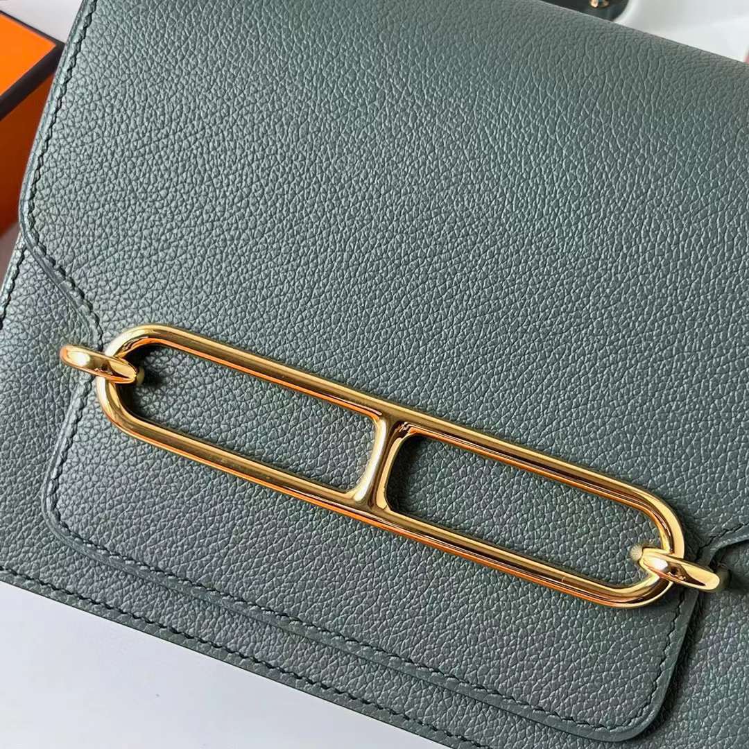 Hermès（爱马仕）Roulis 猪鼻子 Evercolor Cc63 杏绿色 金扣 18cm 全手工蜡线缝 Ghw