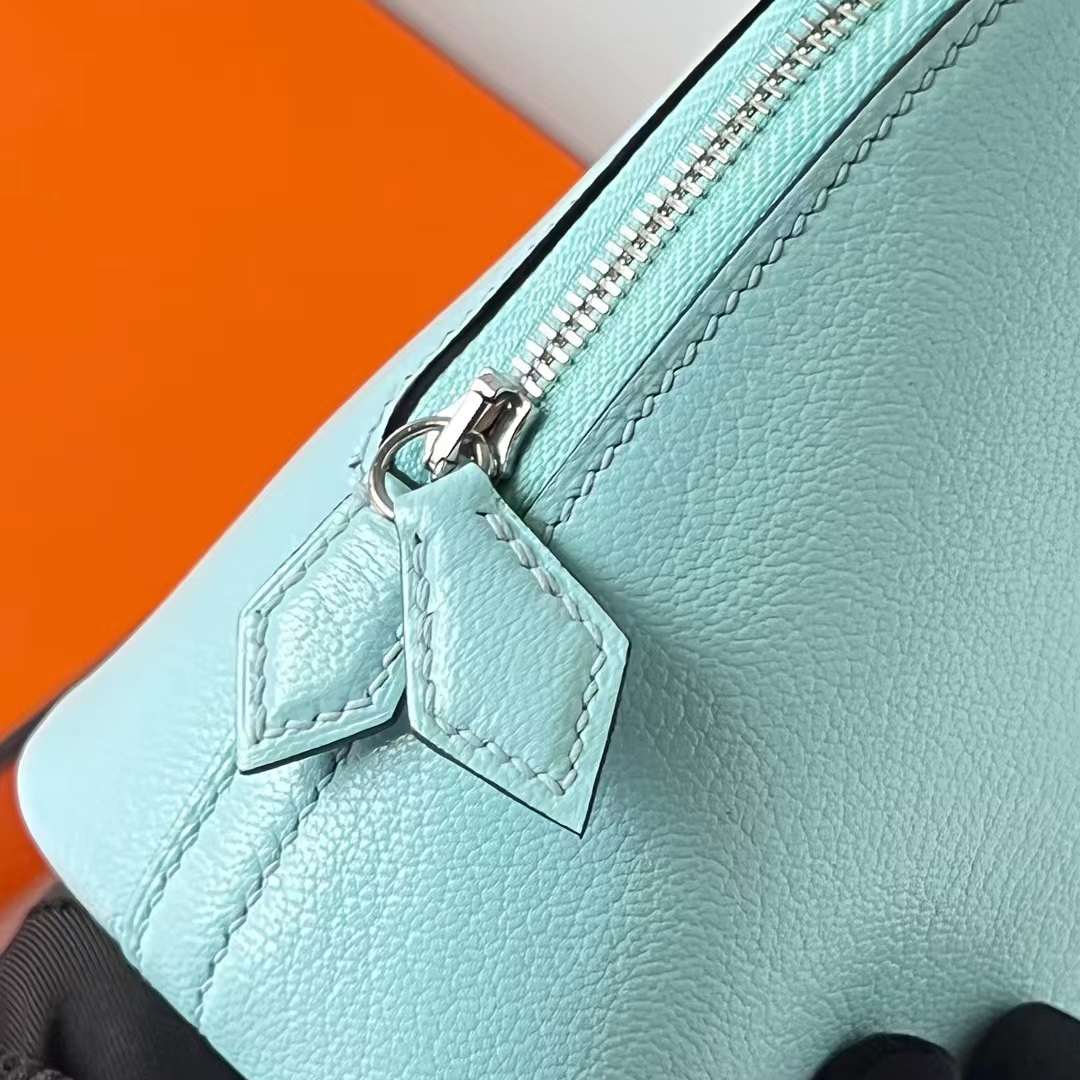 Hermès（爱马仕）Mini Bolide 迷你保龄球包 Chever 进口山羊皮 U2 微风蓝 银扣 19cm 全手工蜡线缝 Phw