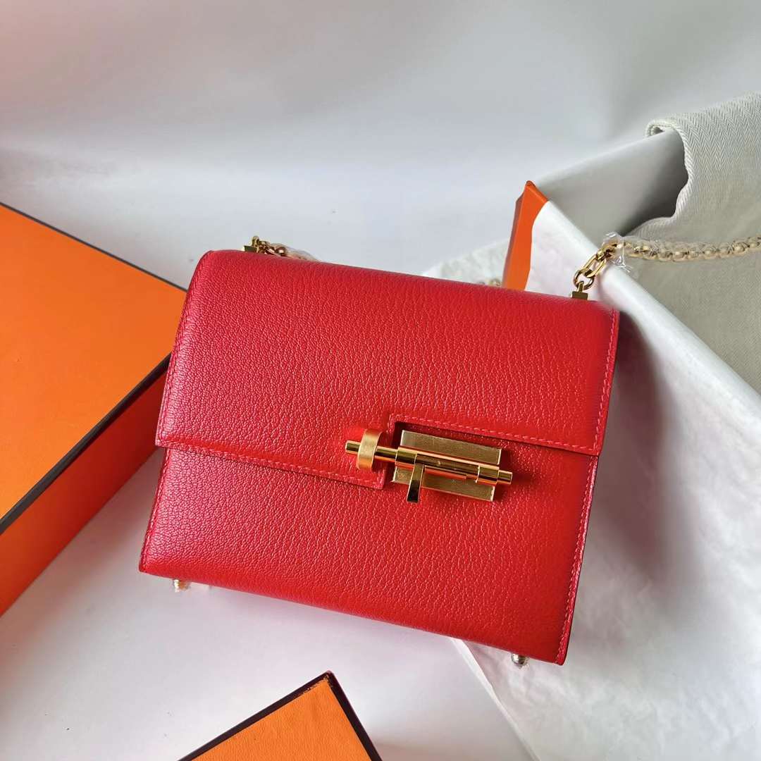 Hermès（爱马仕）Verrou 机枪包 Chevre 进口山羊皮 S3 心红色 金扣 17.5cm 全手工蜡线缝制 Ghw