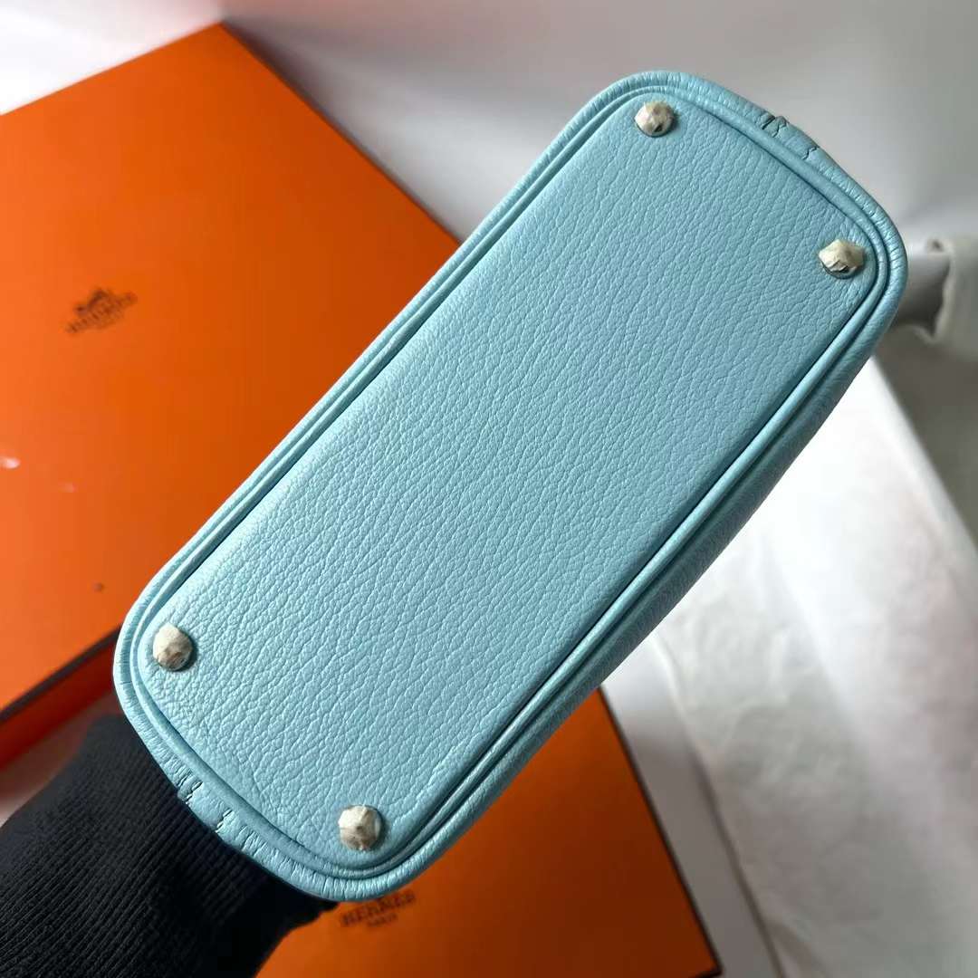 Hermès（爱马仕）Mini Bolide 迷你保龄球包 Chever 进口山羊皮 U2 微风蓝 银扣 19cm 全手工蜡线缝 Phw