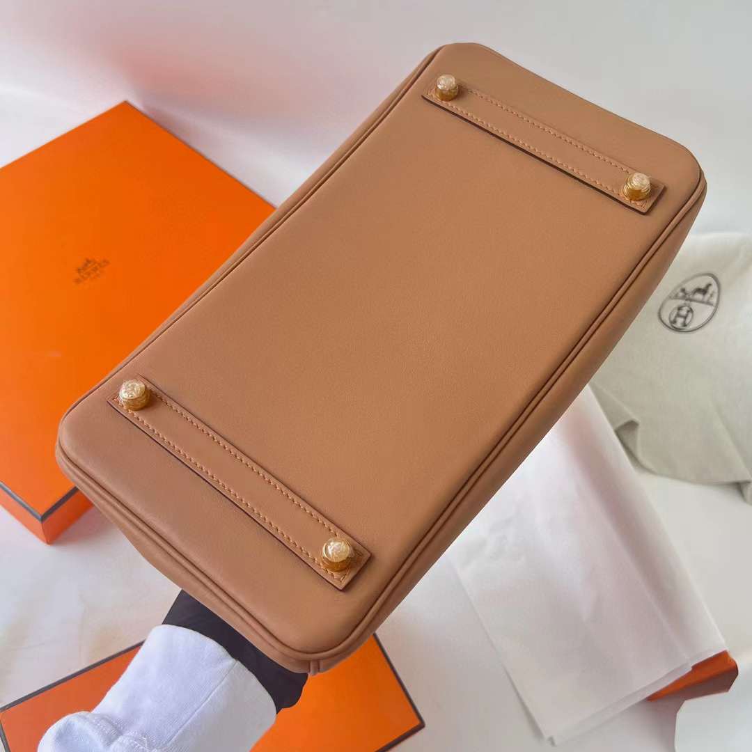Hermès（爱马仕）Birkin 铂金包 Swift 0M 奶茶色 金扣 30cm 全手工蜡线缝 Ghw