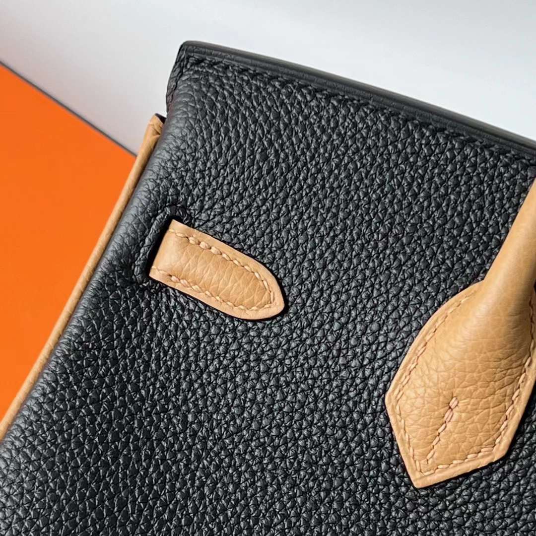 Hermès（爱马仕）Birkin 铂金包 Togo皮 顶级小牛皮 Ck89 黑色 拼 4B 饼干色 金扣 25cm 全手工蜡线缝 Ghw