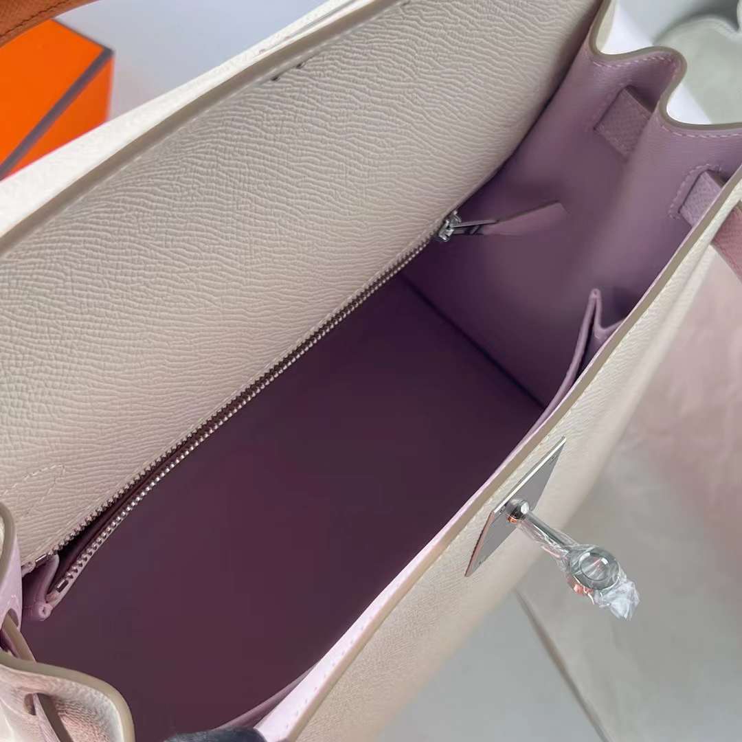 Hermès（爱马仕）Kelly 凯莉包 Epsom Ck10 奶昔白 拼 09 梦幻粉紫 拼 Ck37 金棕色 银扣 28cm 全手工蜡线缝 Phw