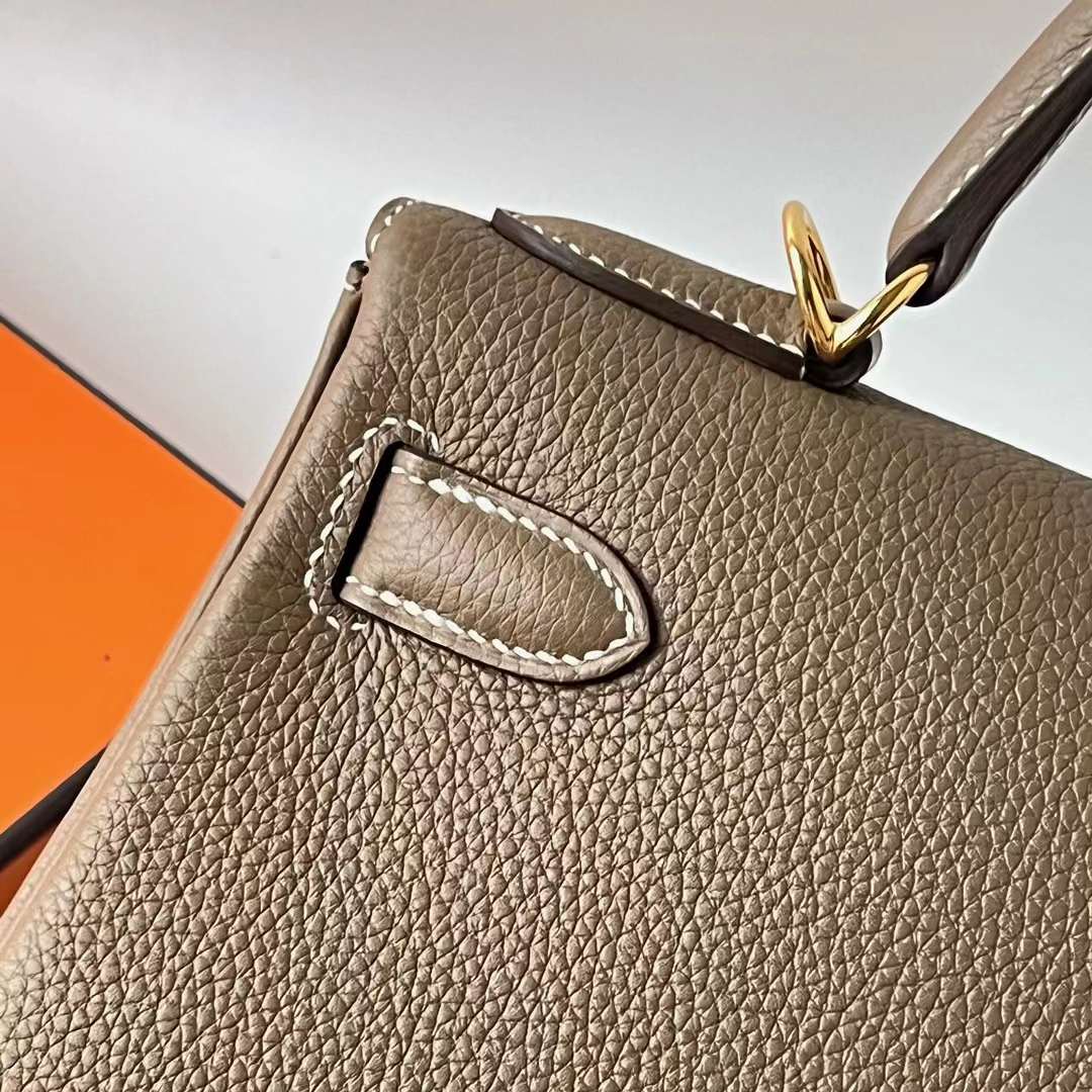 Hermès（爱马仕）Kelly 凯莉包 Togo皮 Ck18 大象灰 金扣 28cm 全手工蜡线缝 Ghw