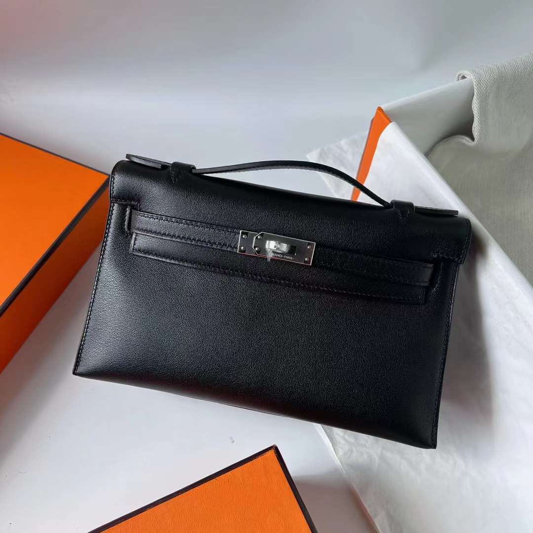 Hermès（爱马仕）Mini Kelly Pochette Swift Ck89 黑色 银扣 22cm 全手工蜡线缝 Phw