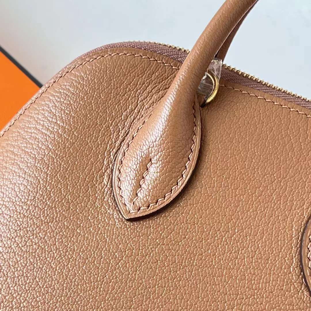 Hermès（爱马仕）Mini Bolide 迷你保龄球包 Chevre 进口山羊皮 2J 雀木色 金扣 20cm 全手工蜡线缝 Ghw