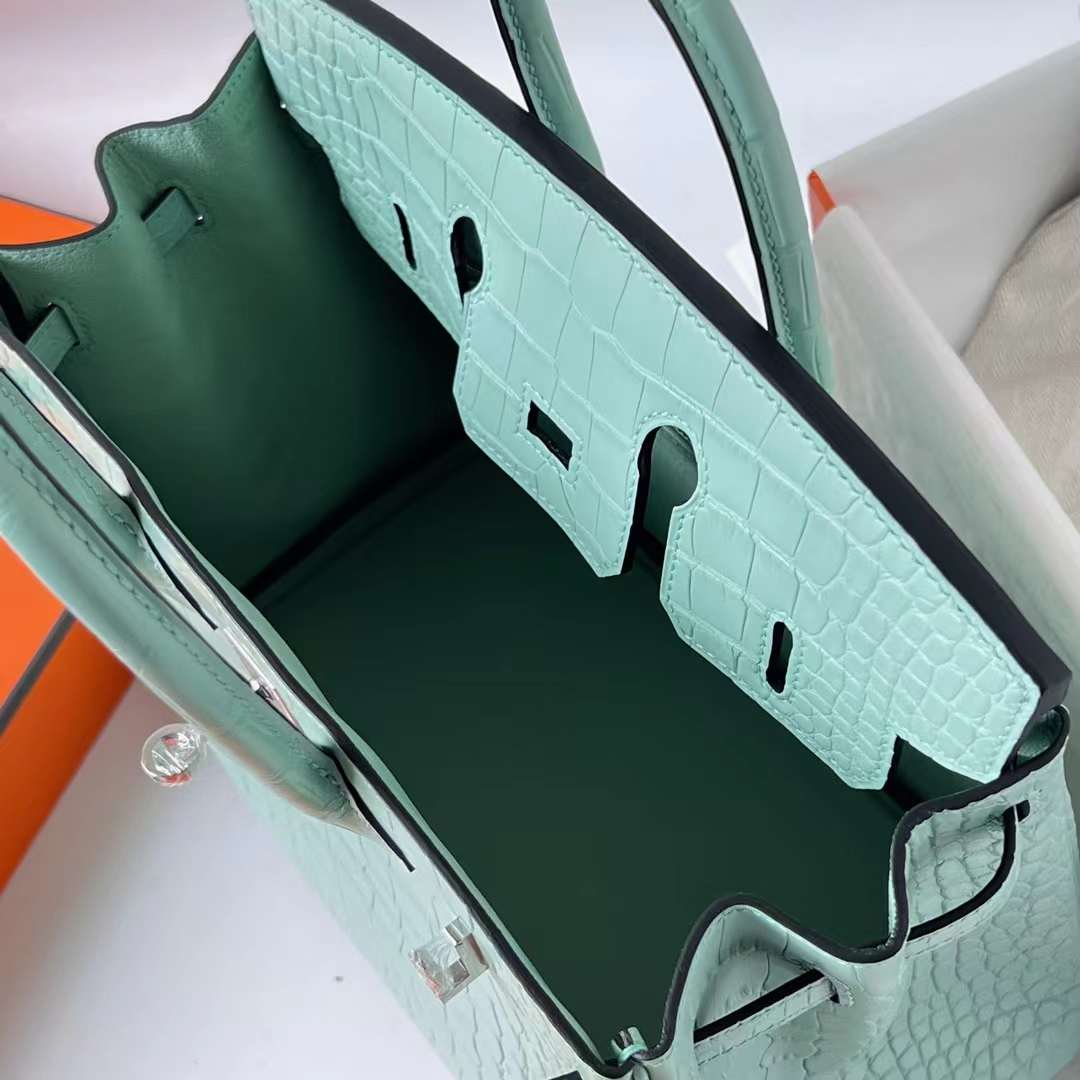 Hermès（爱马仕）Birkin 铂金包 雾面美洲鳄鱼皮 Matte Alligator Crocodile 6U 新薄荷绿 银扣 Phw 银扣 25cm 全手工蜡线缝 Phw