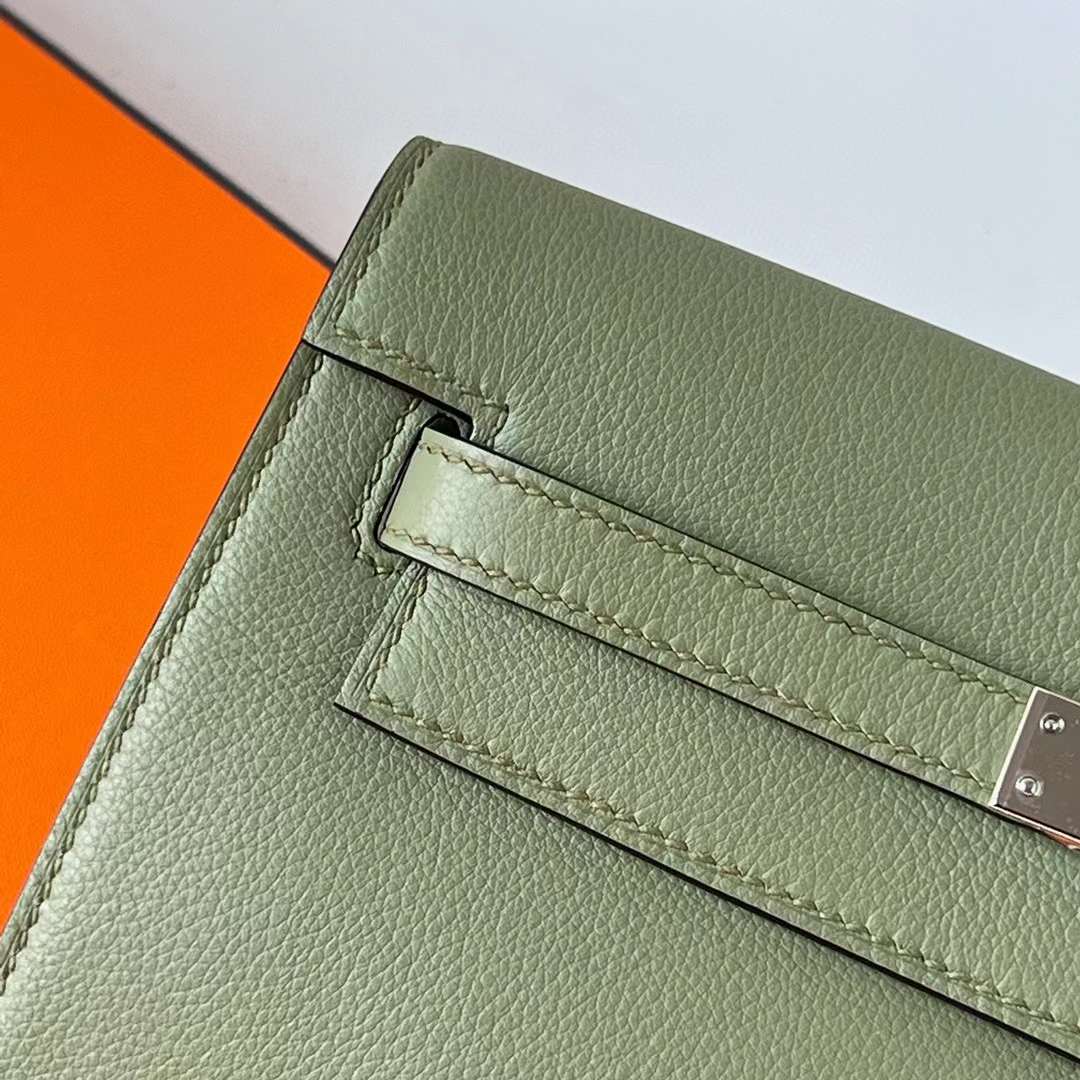 Hermès（爱马仕） Kelly danse 跳舞包 Evercolor Q1 鼠尾草绿 银扣 22cm 全手工蜡线缝 Phw