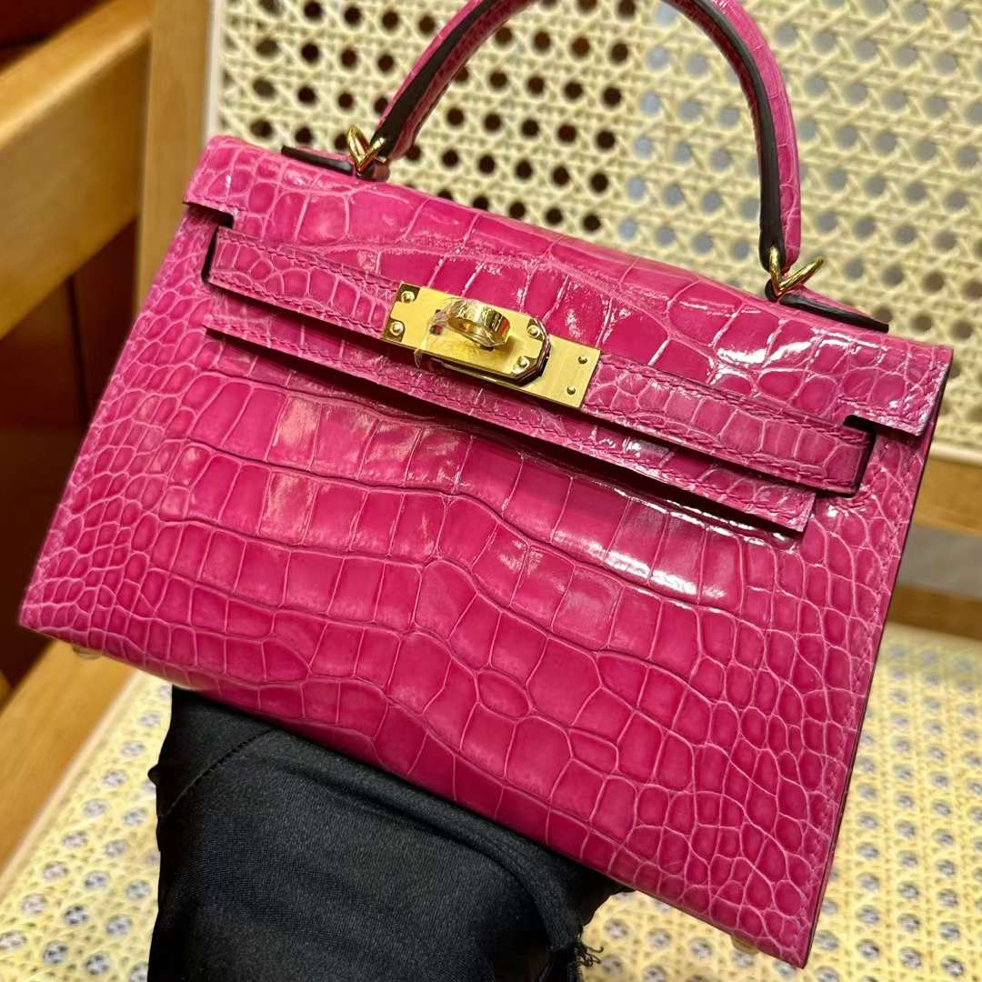 Hermès（爱马仕）Mini Kelly 迷你凯莉 亮面美洲鳄鱼皮 Shiny Alligator Crocodile 5J 桃粉色 金扣 19cm 全手工蜡线缝 Ghw