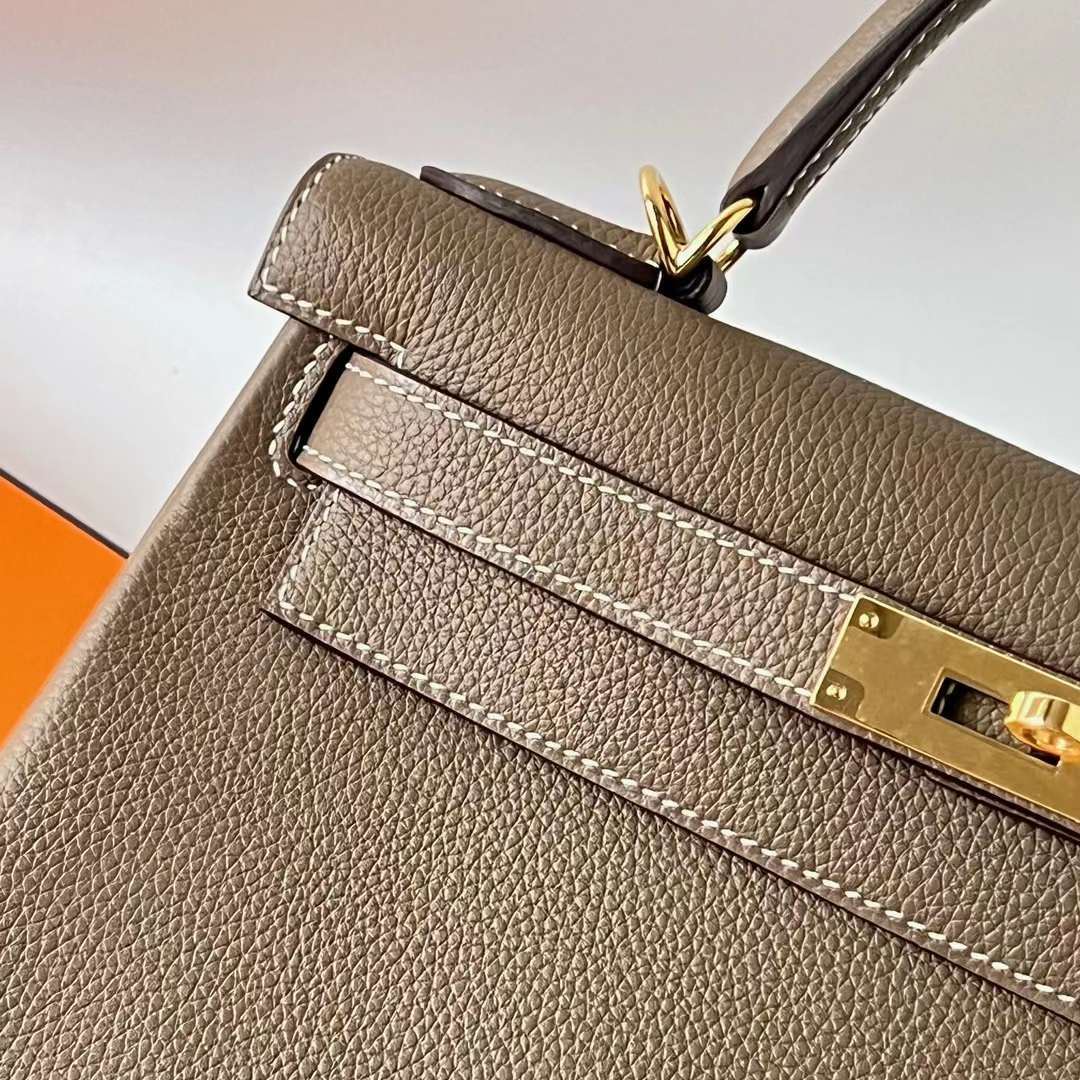 Hermès（爱马仕）Kelly 凯莉包 Togo皮 Ck18 大象灰 金扣 28cm 全手工蜡线缝 Ghw