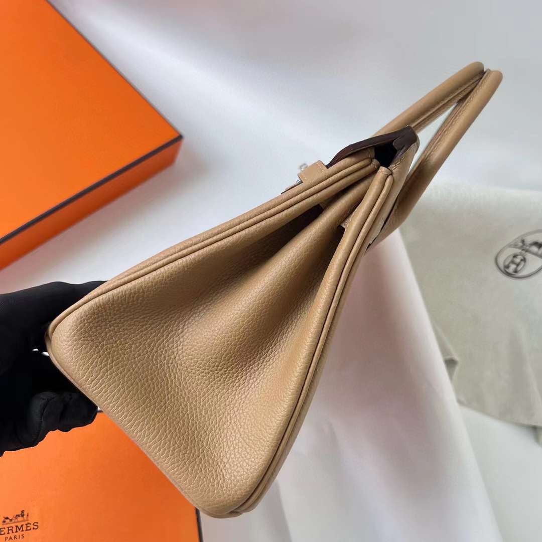 Hermès（爱马仕）Birkin 铂金包 Togo皮 0M 奶茶色 银扣 25cm 全手工蜡线缝 Phw