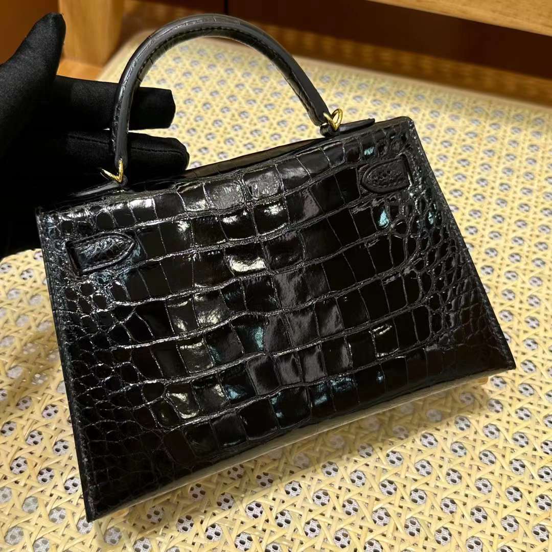 Hermès（爱马仕）Mini Kelly 迷你凯莉 亮面美洲鳄鱼皮 Shiny Alligator Crocodile Ck89 黑色 金扣 19cm 全手工蜡线缝 Ghw