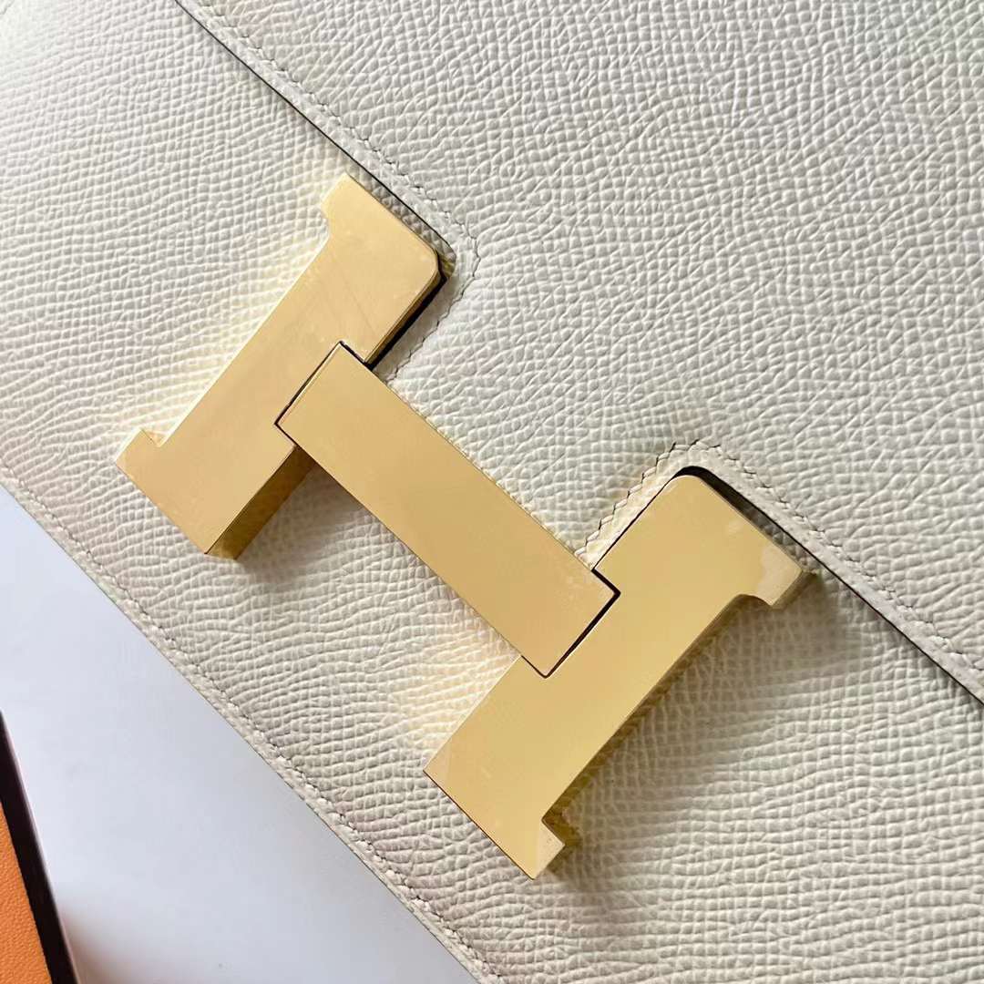 Hermès（爱马仕）Constance 空姐包 Epsom Ck10 奶昔白 Craie 金扣 24cm 全手工蜡线缝 Ghw