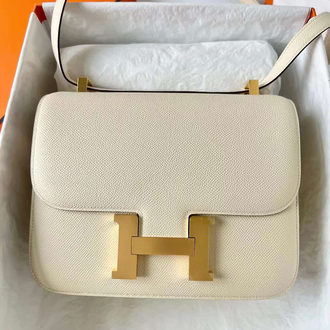 Hermès（爱马仕）Constance 空姐包 Epsom Ck10 奶昔白 Craie 金扣 24cm 全手工蜡线缝 Ghw
