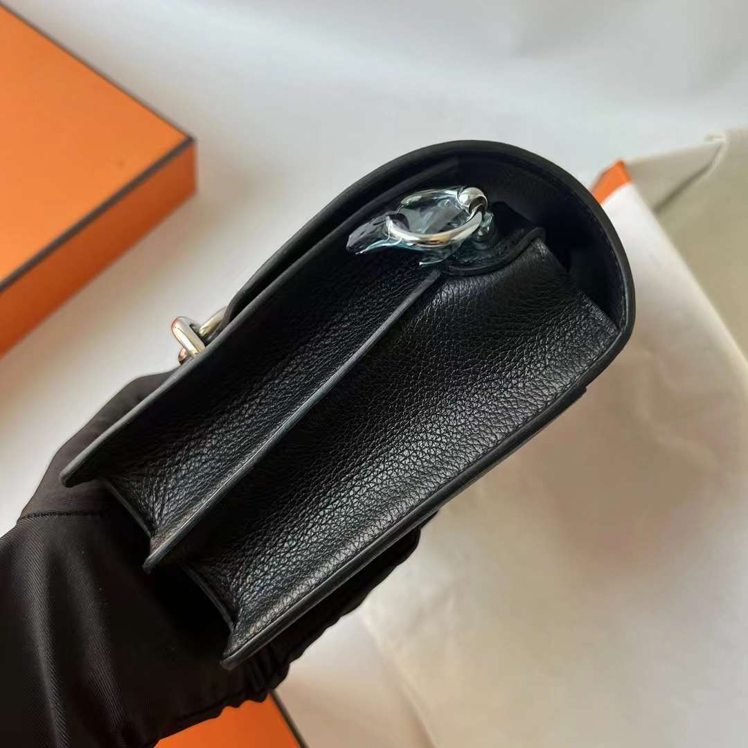 Hermès（爱马仕）Roulis 猪鼻子 Evercolor Ck89 黑色 浅金扣 18cm 全手工蜡线缝 Ghw