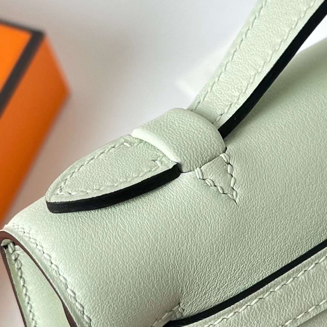 Hermès（爱马仕）Mini Kelly Pochette Swift 0S 气泡绿 银扣 22cm 全手工蜡线缝 Phw