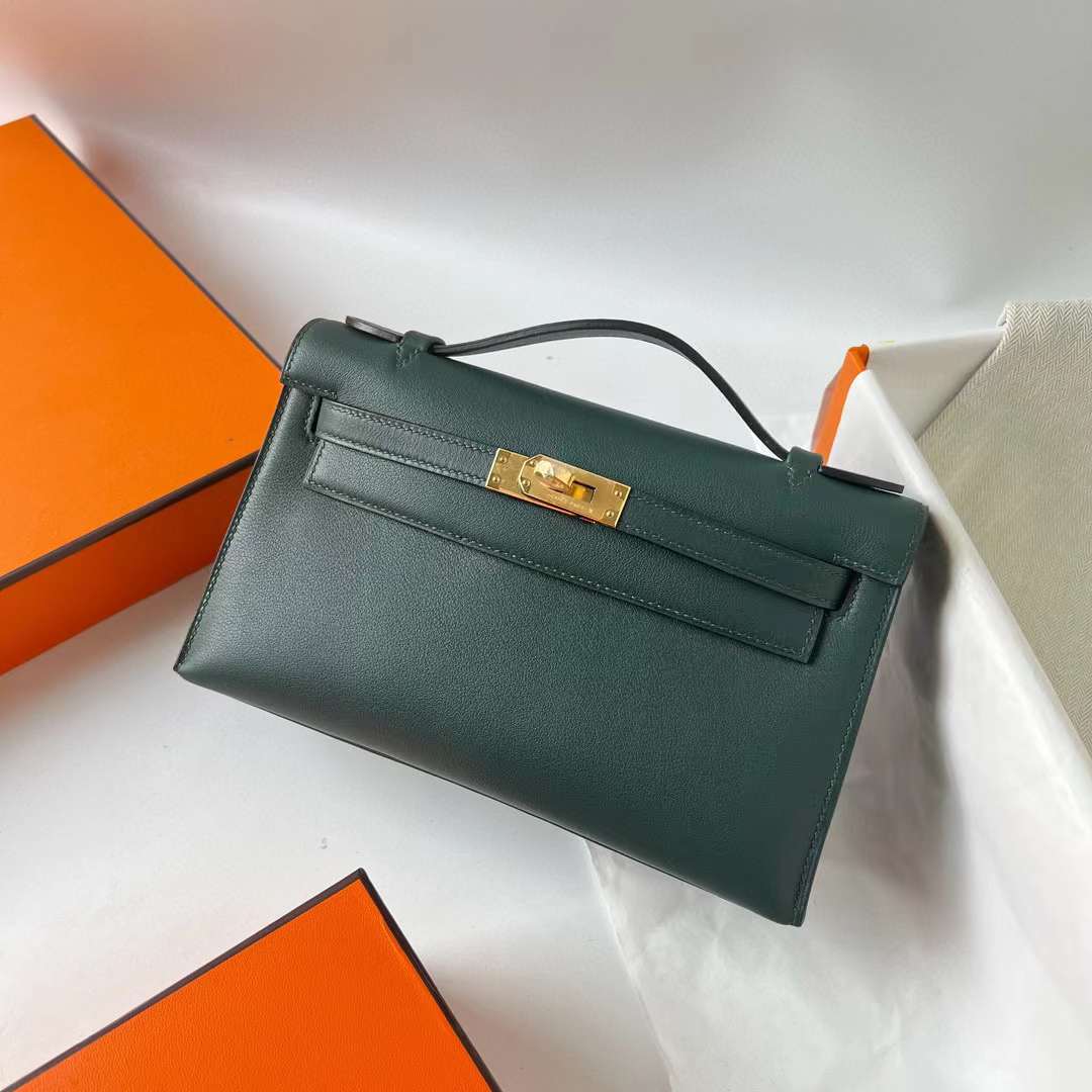 Hermès（爱马仕）Mini Kelly Pochette Swift 6O 松柏绿 金扣 22cm 全手工蜡线缝 Ghw