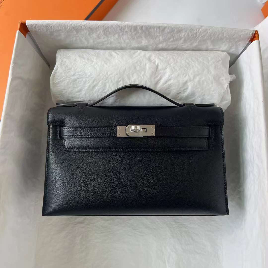 Hermès（爱马仕）Mini Kelly Pochette Swift Ck89 黑色 银扣 22cm 全手工蜡线缝 Phw