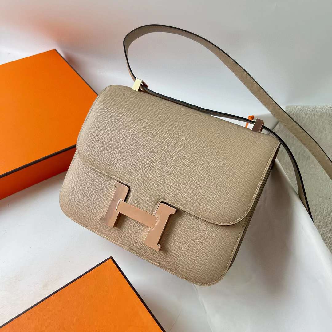Hermès（爱马仕）Constance 空姐包 Epsom S3 风衣灰 内拼 杏色 玫瑰金扣 24cm 全手工蜡线缝 RGhw