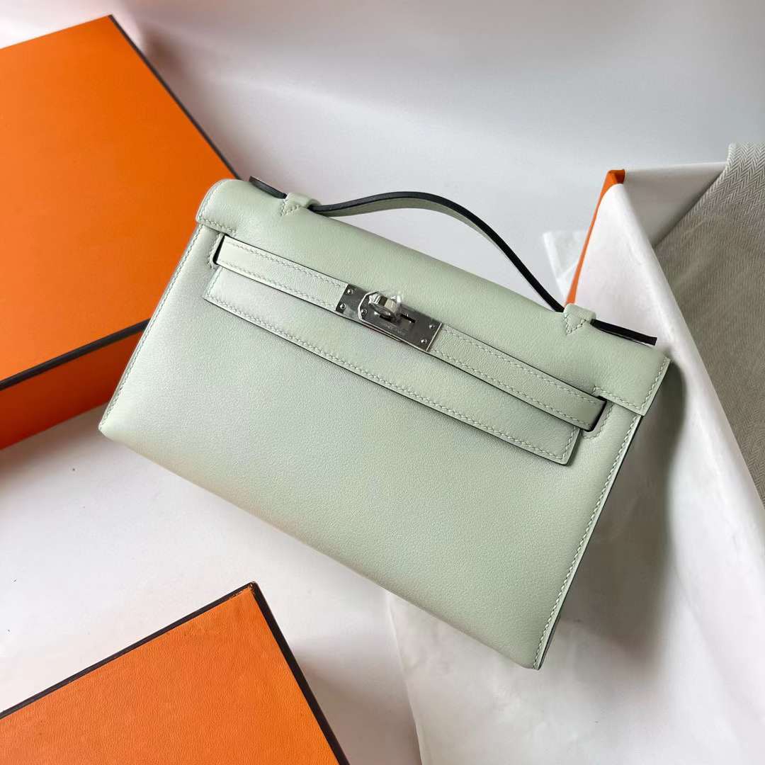 Hermès（爱马仕）Mini Kelly Pochette Swift 0S 气泡绿 银扣 22cm 全手工蜡线缝 Phw