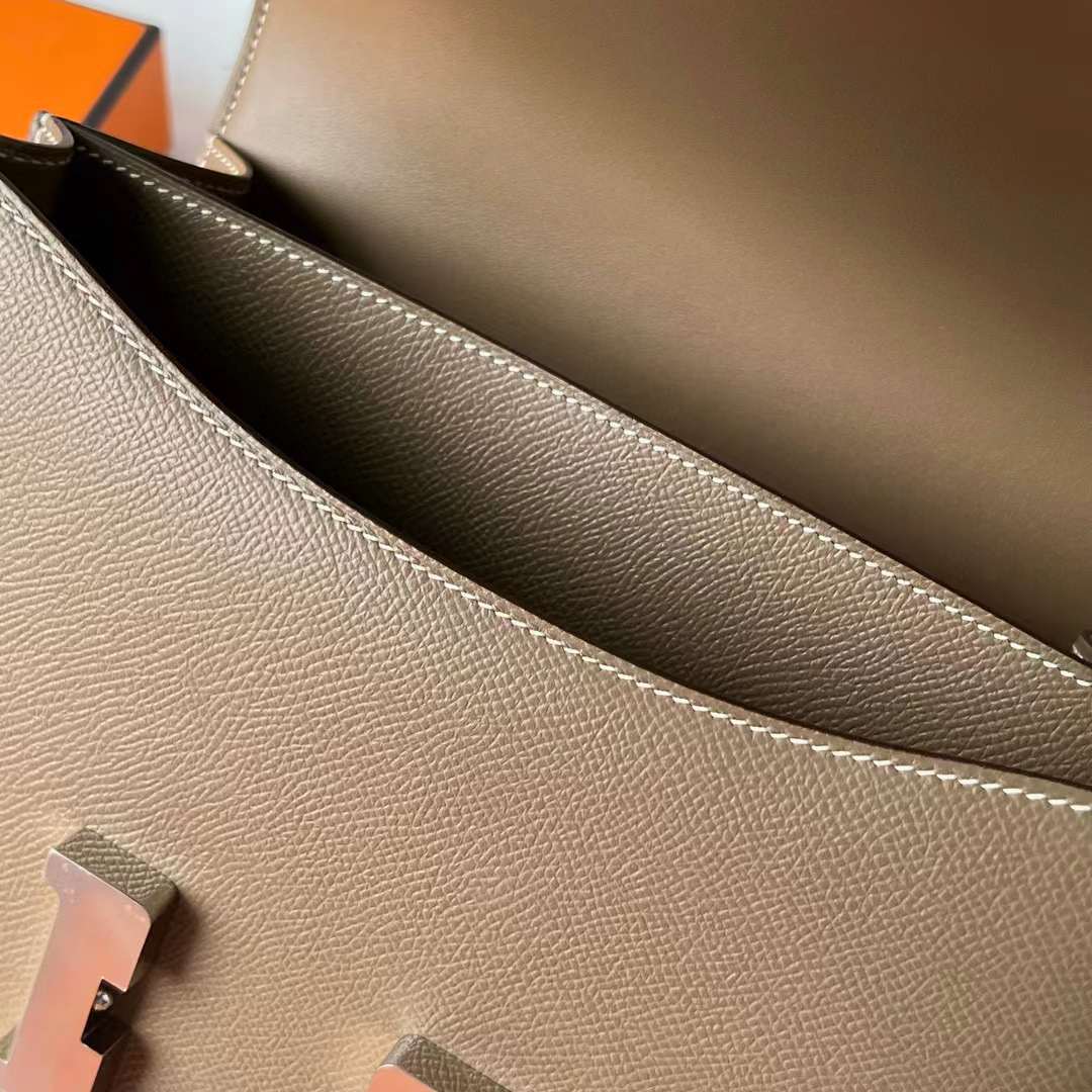 Hermès（爱马仕） Constance 空姐包 Epsom Ck18 大象灰 银扣 24cm 全手工蜡线缝 Phw