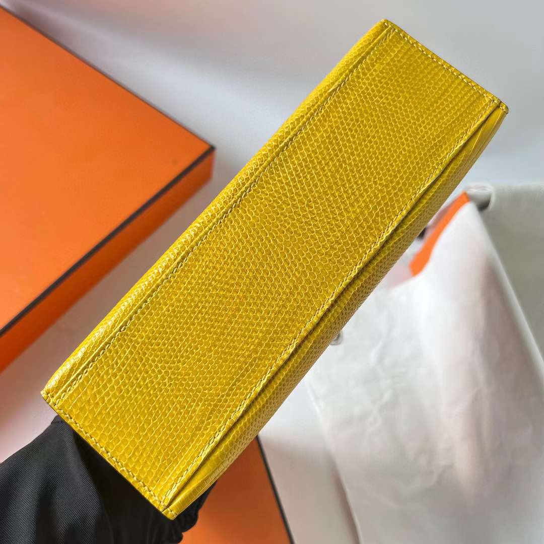Hermès（爱马仕）Mini Kelly Pochette Lizard 进口蜥蜴皮 9R 柠檬黄 银扣 22cm 全手工蜡线缝 Phw