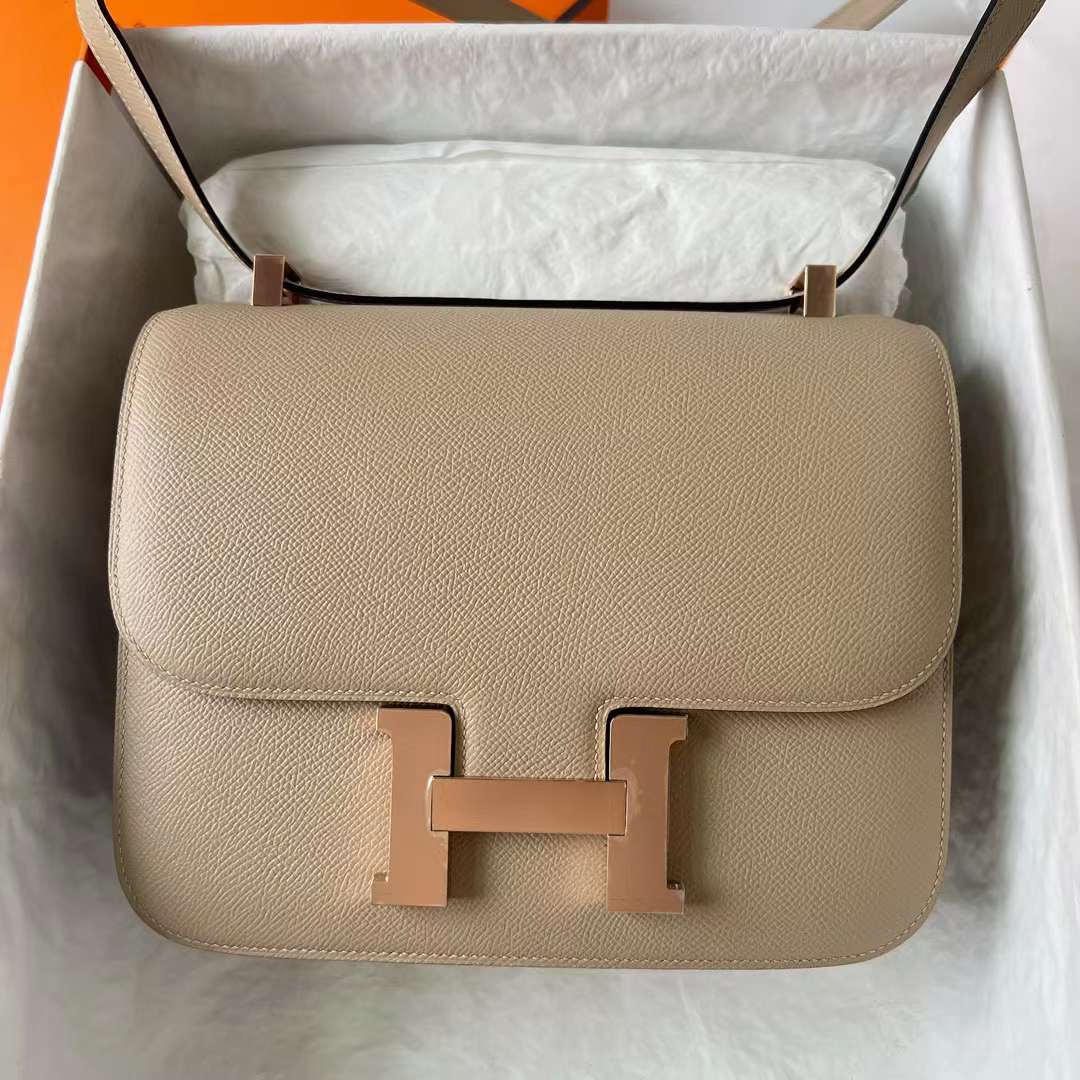 Hermès（爱马仕）Constance 空姐包 Epsom S3 风衣灰 内拼 杏色 玫瑰金扣 24cm 全手工蜡线缝 RGhw