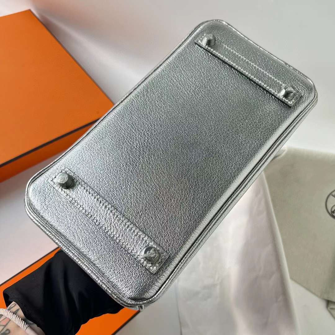 Hermès（爱马仕）Birkin 铂金包 Chevre 进口山羊皮 01 银色 内拼 ck89 黑色 银扣 25cm 全手工蜡线缝 Phw