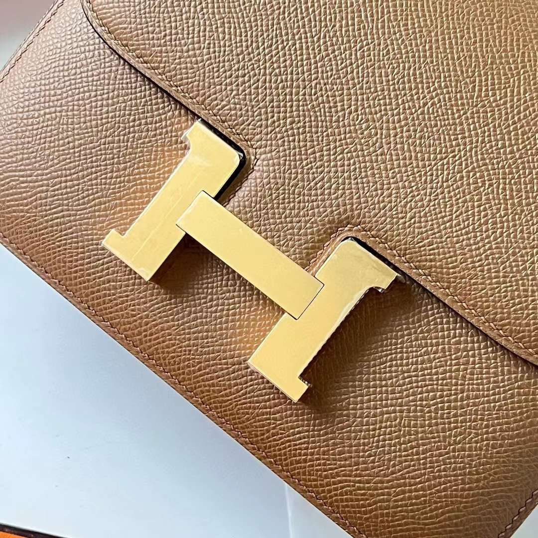 Hermès（爱马仕）Constance 空姐包 Epsom 3G 栗子棕 金扣 19cm 全手工蜡线缝 ghw