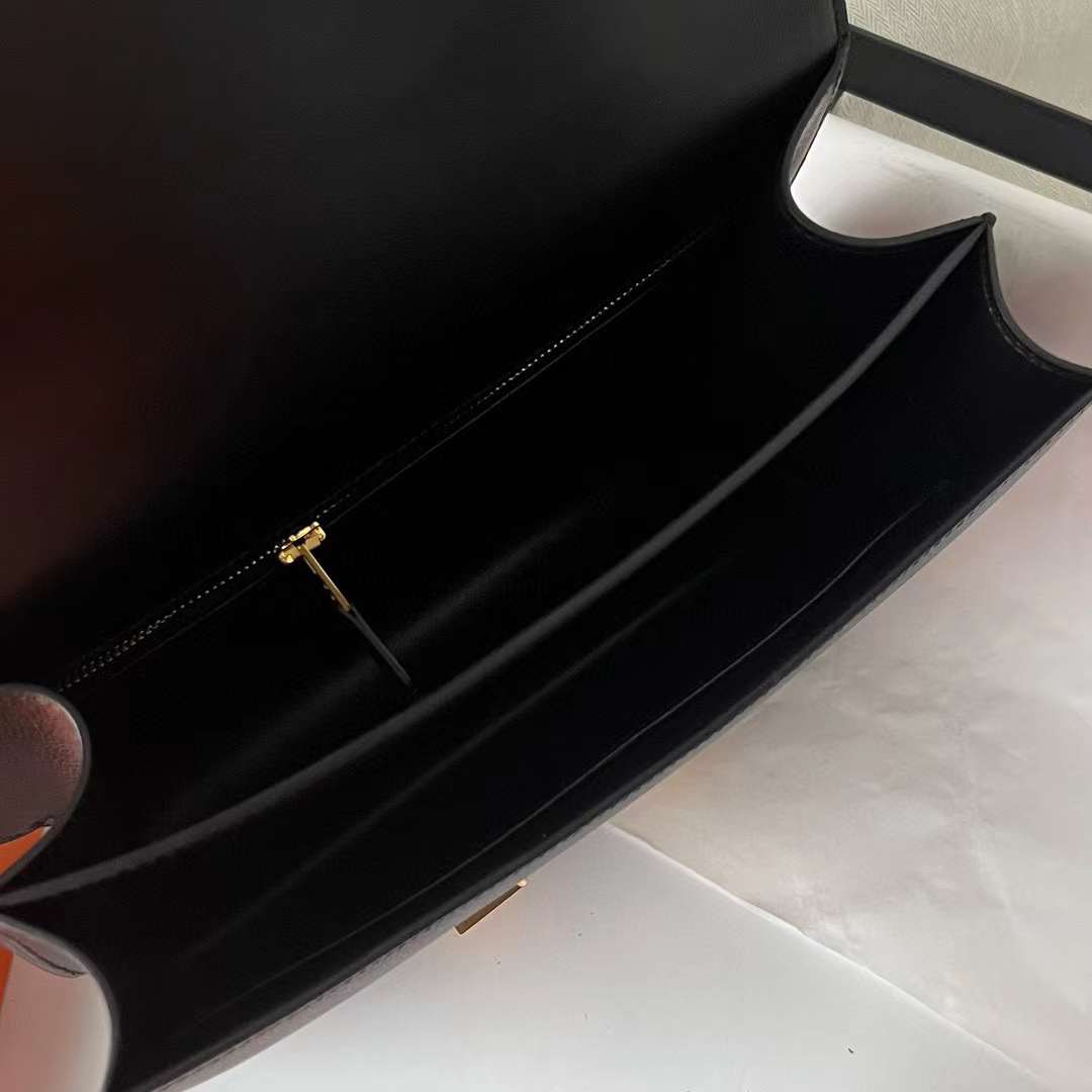 Hermès（爱马仕） Constance 空姐包 Epsom Ck89 黑色 金扣 24cm 全手工蜡线缝 Ghw
