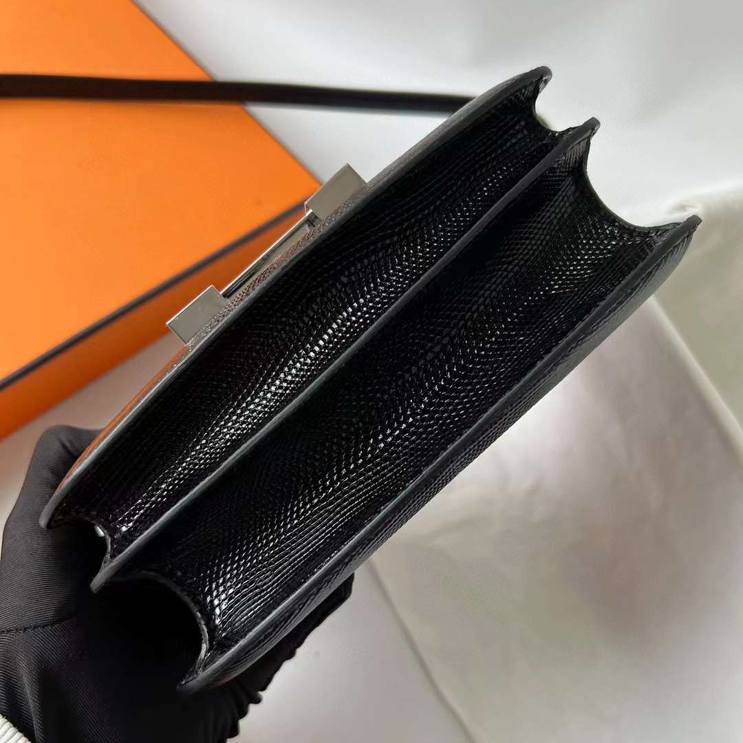 Hermès（爱马仕）Constance 空姐包 Lizard 进口蜥蜴皮 Ck89 黑色 银扣 18cm 全手工蜡线缝 Phw