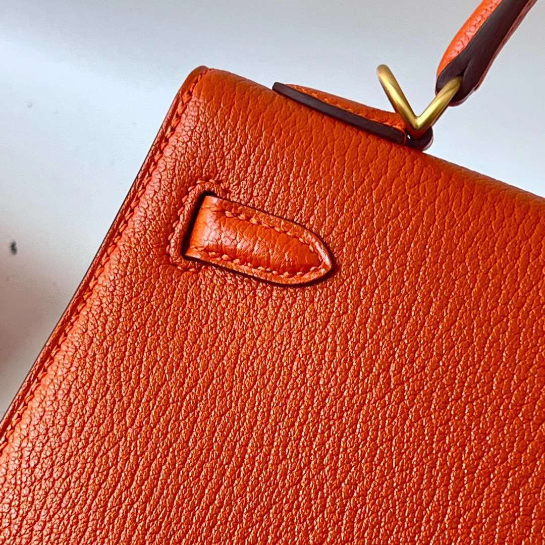 Hermès（爱马仕）Kelly 凯莉包 Chevre 进口山羊皮 Ck93 橙色 金扣 25cm 全手工蜡线缝 Ghw