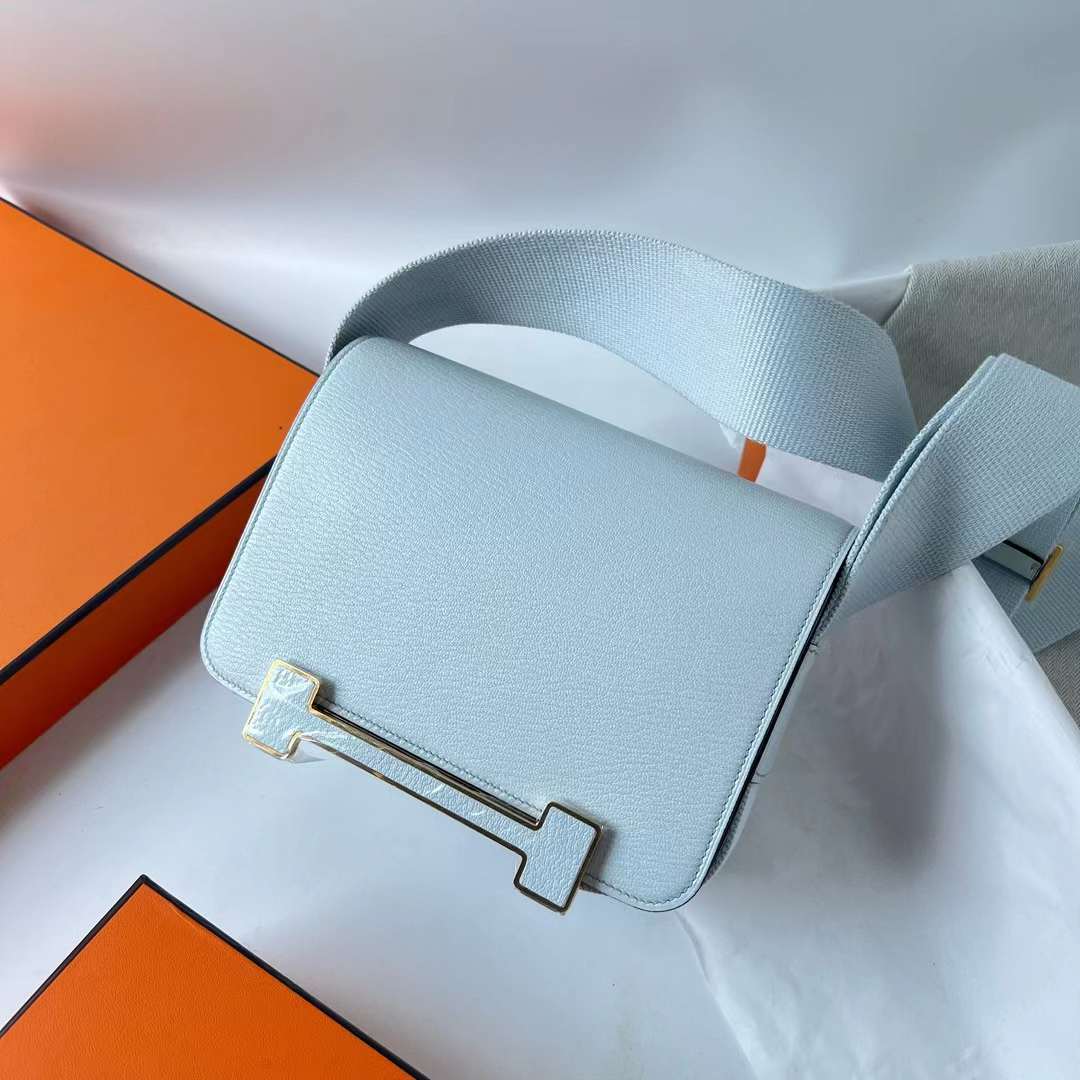 Hermès（爱马仕）Geta 木屐包 Chevre 进口山羊皮 0T 雾蓝色 金扣 20cm 全手工蜡线缝 Ghw