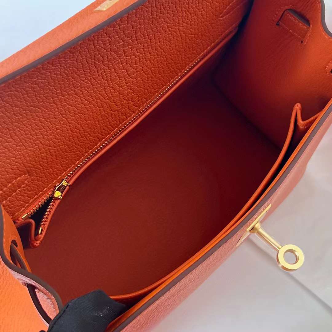 Hermès（爱马仕）Kelly 凯莉包 Chevre 进口山羊皮 Ck93 橙色 金扣 25cm 全手工蜡线缝 Ghw