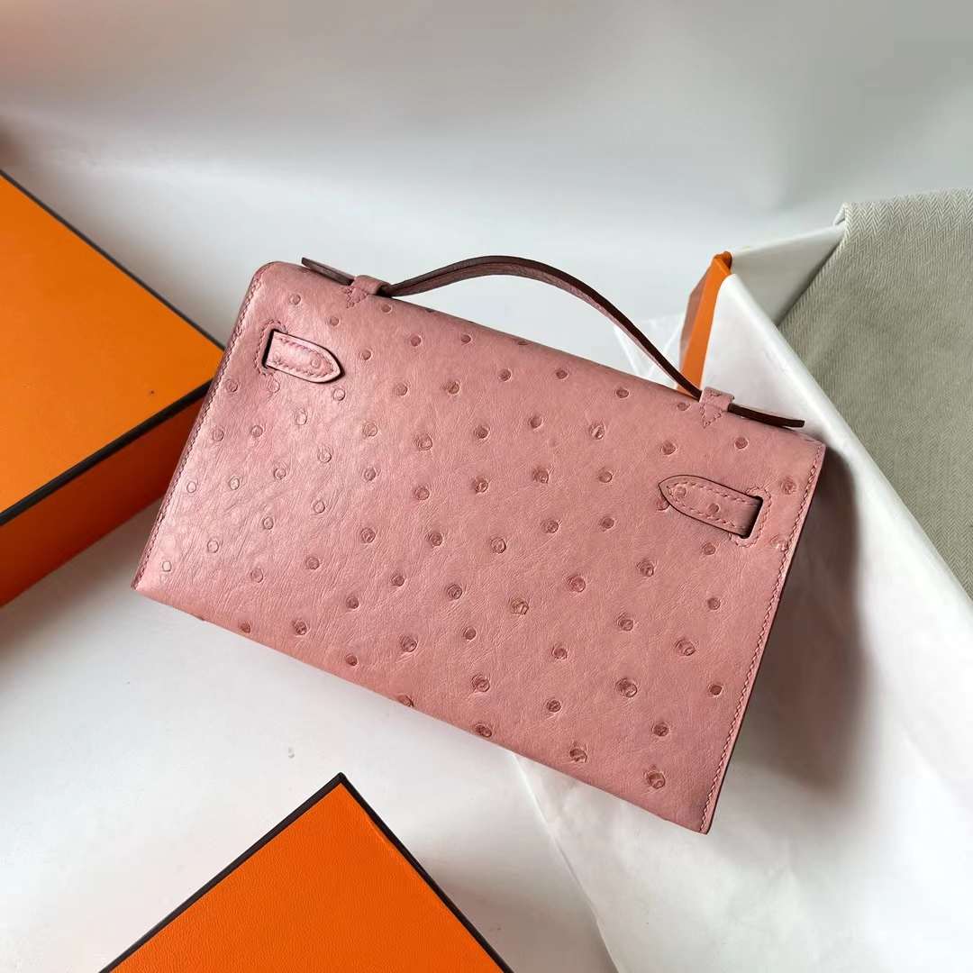 Hermès（爱马仕）Mini Kelly Pochette Ostrich 进口鸵鸟皮 CC94 陶瓷粉 金扣 22cm 全手工蜡线缝 Ghw