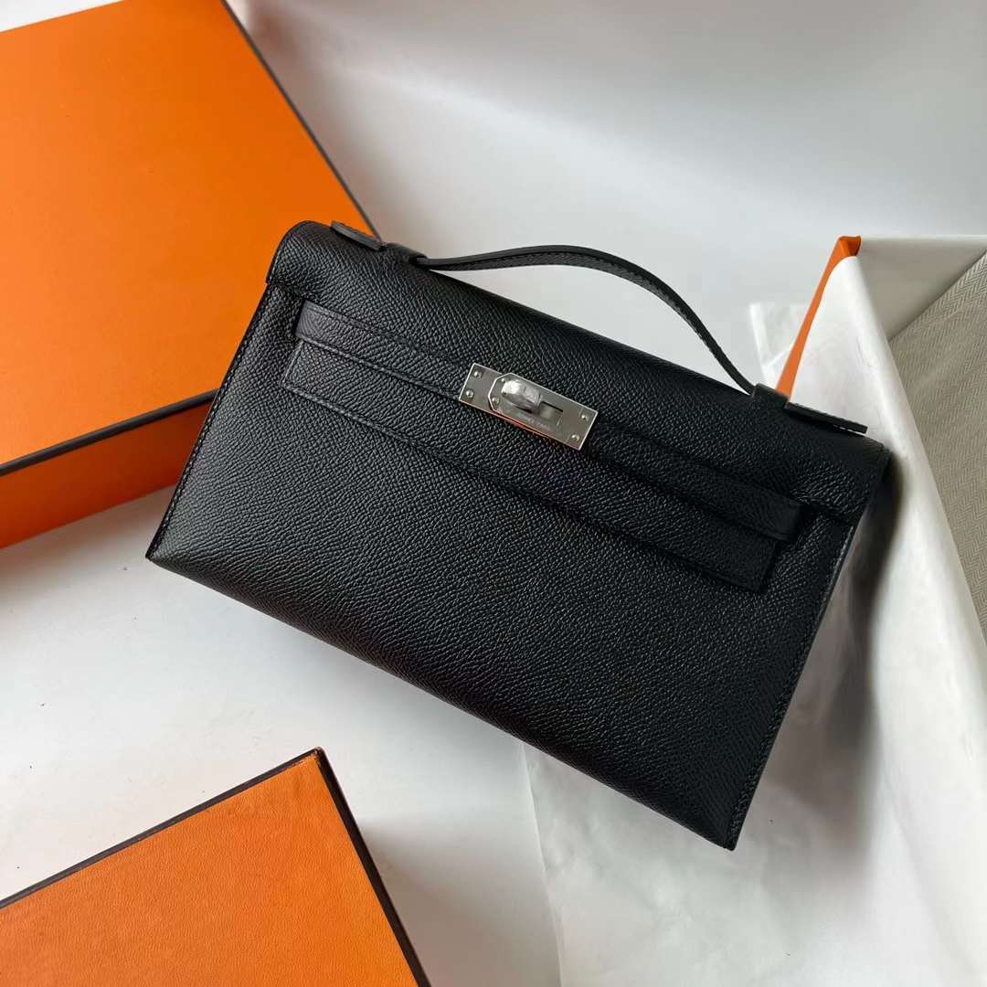 Hermès（爱马仕）Mini Kelly Pochette Epsom Ck89 黑色 银扣 22cm 全手工蜡线缝 Phw