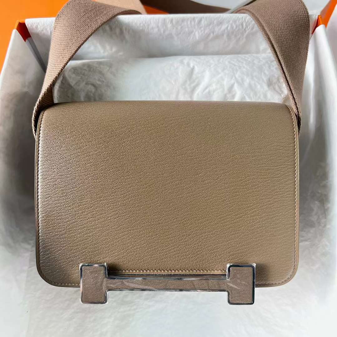 Hermès（爱马仕）Geta 木屐包 Chevre 进口山羊皮 Ck18 大象灰 银扣 20cm 全手工蜡线缝 Phw