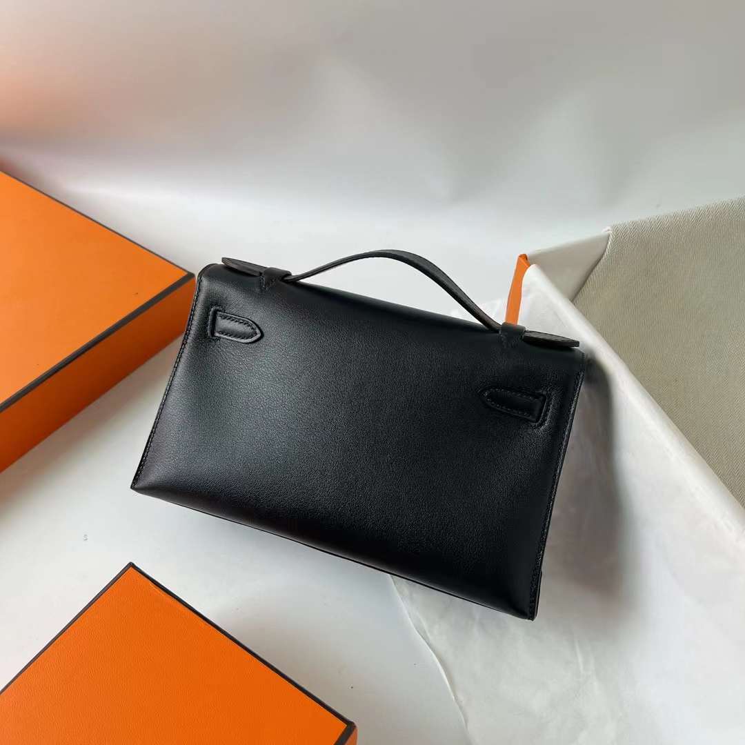 Hermès（爱马仕）Mini Kelly Pochette Swift Ck89 黑色 银扣 22cm 全手工蜡线缝 Phw